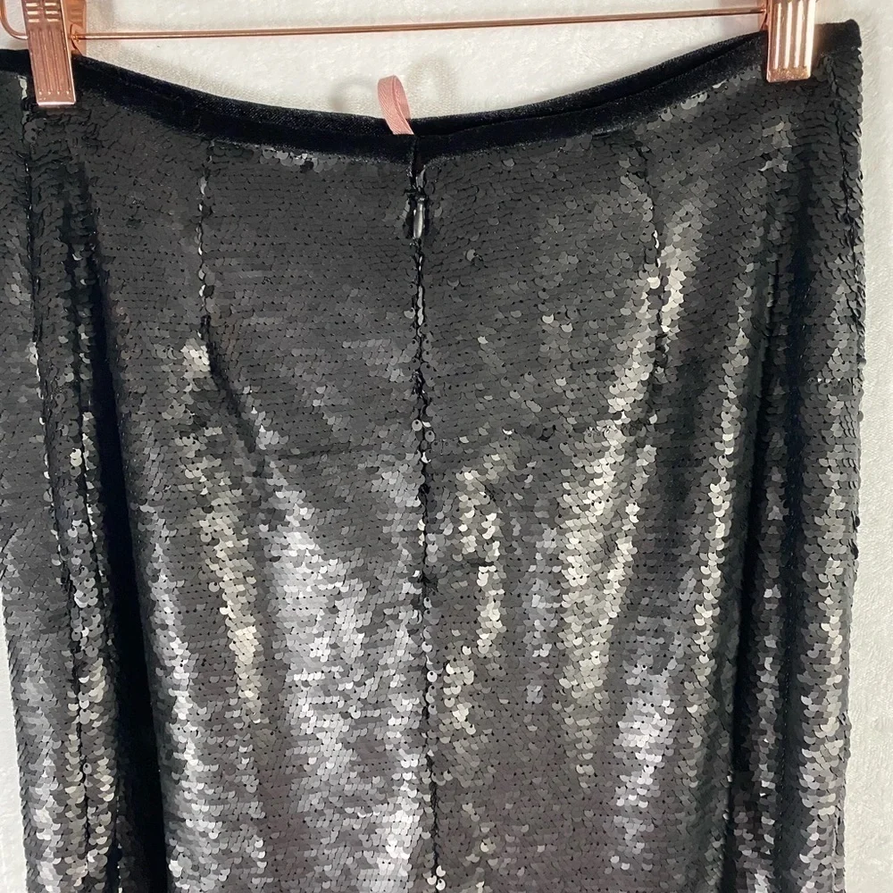 Alex Marie black sequin rouge romance Portia skirt size 4
